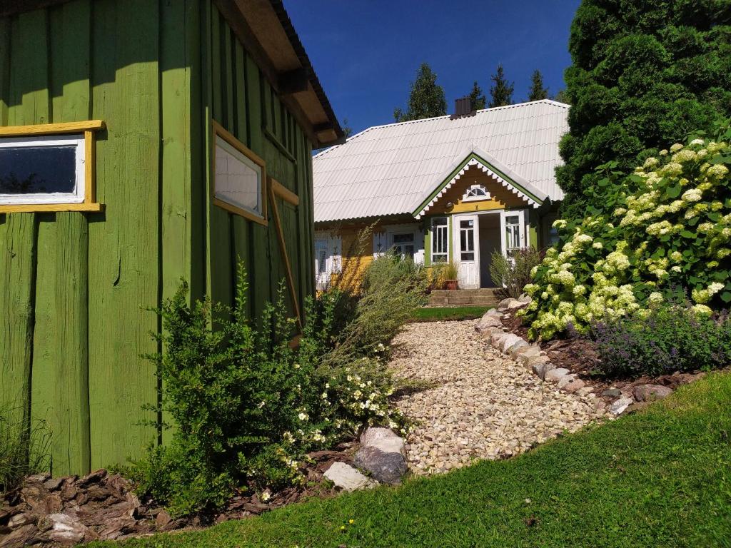 The farmhouse and hydrangeas